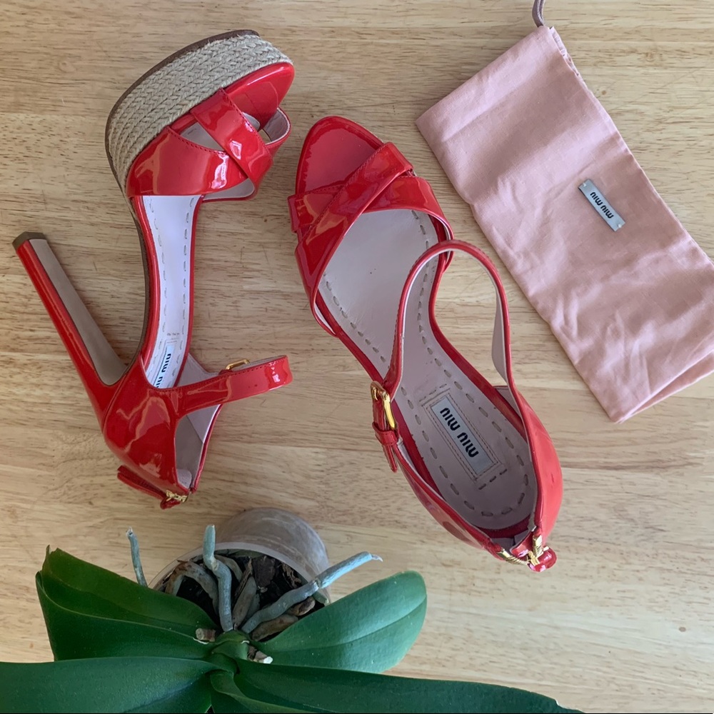 Miu Miu ❤️ Red Platform Pumps